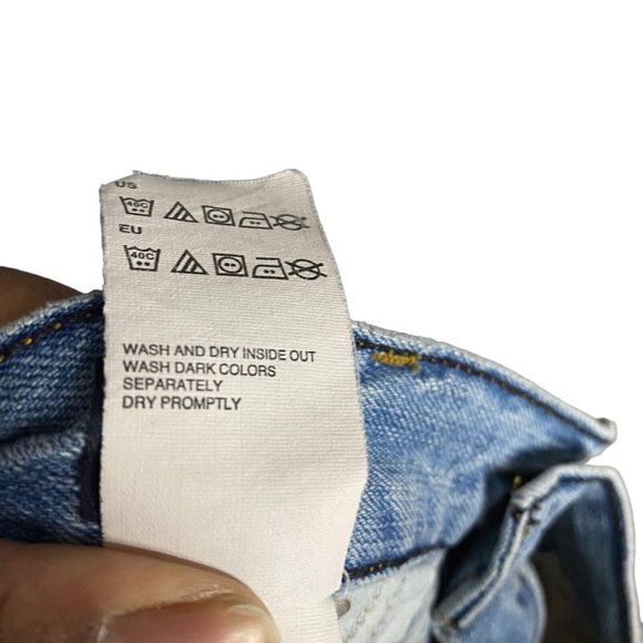 Tommy Hilfiger Men's Light Wash Premium Slim Straight Denim Jeans - Picture 11 of 11